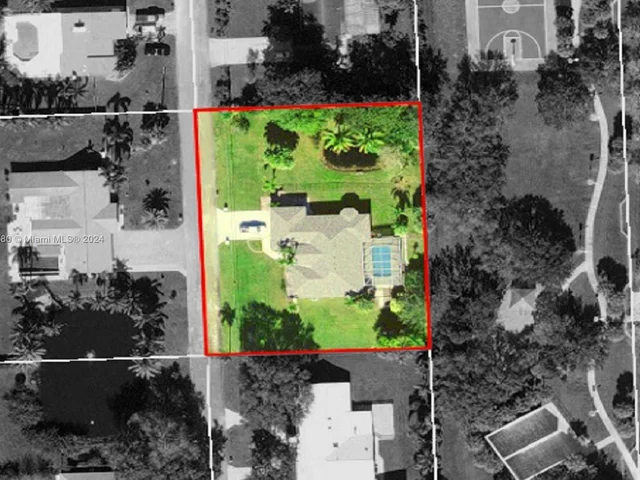 3707 NW 91st Way, Cooper City FL 33024