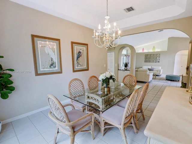 3707 NW 91st Way, Cooper City FL 33024