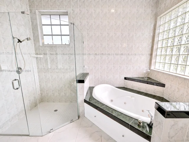 3707 NW 91st Way, Cooper City FL 33024