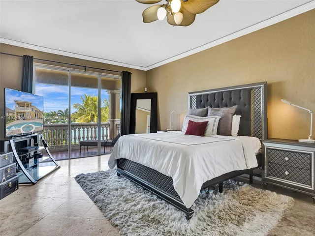 18691 SW 12th St, Pembroke Pines FL 33029