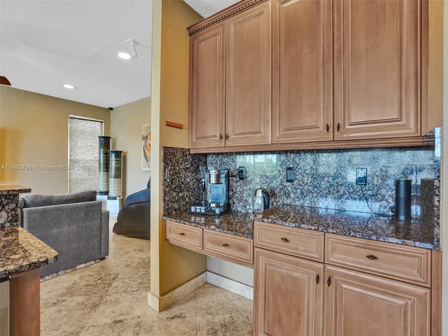 18691 SW 12th St, Pembroke Pines FL 33029