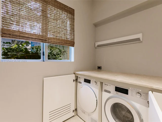 130 W RIVO ALTO DR, Miami Beach FL 33139