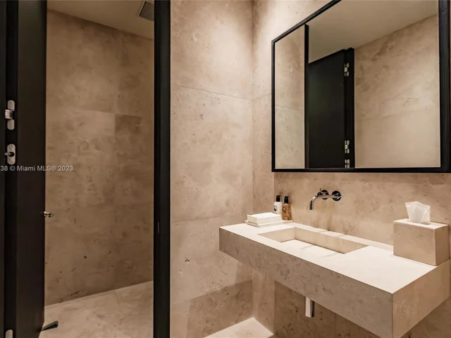 130 W RIVO ALTO DR, Miami Beach FL 33139