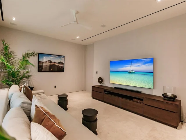 130 W RIVO ALTO DR, Miami Beach FL 33139