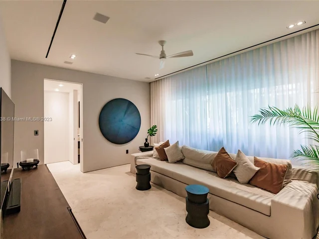 130 W RIVO ALTO DR, Miami Beach FL 33139