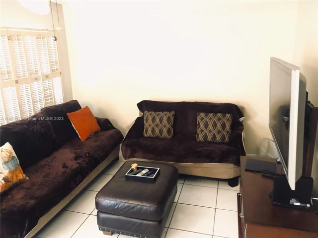 301 N Pine Island Rd # 254, Plantation FL 33324