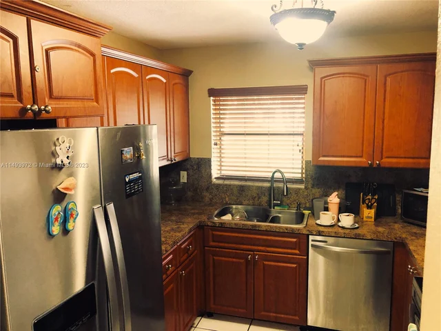 301 N Pine Island Rd # 254, Plantation FL 33324