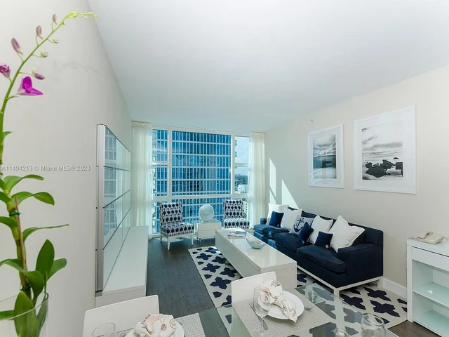 6801 Collins Ave, Miami Beach FL 33141