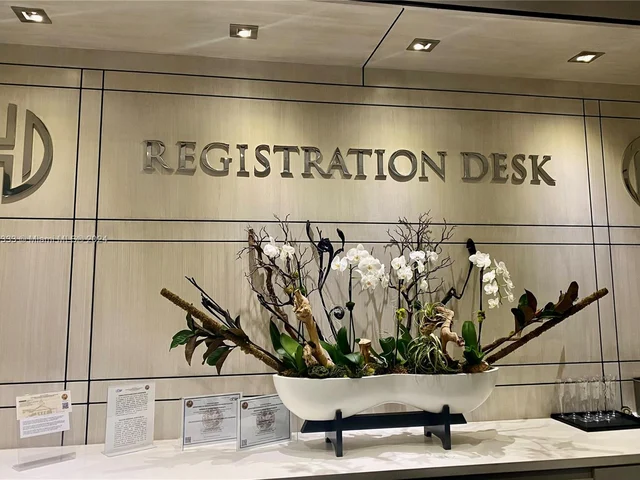 185 SE 14th Ter # 2304, Miami FL 33131