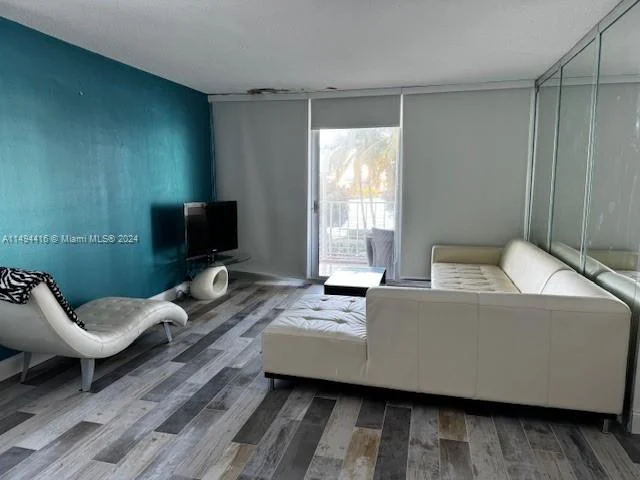 1865 79th St Cswy # 2I, North Bay Village FL 33141