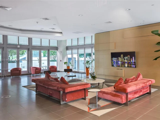 1111 SW 1st Ave, Miami FL 33130