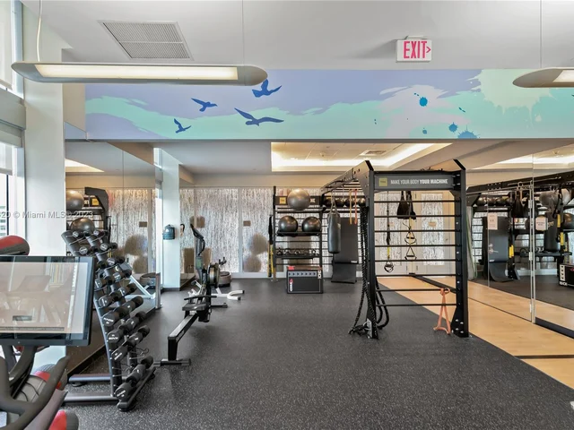 1111 SW 1st Ave, Miami FL 33130