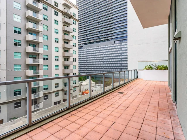 1111 SW 1st Ave, Miami FL 33130