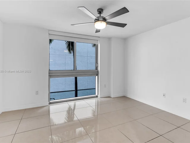 1111 SW 1st Ave, Miami FL 33130