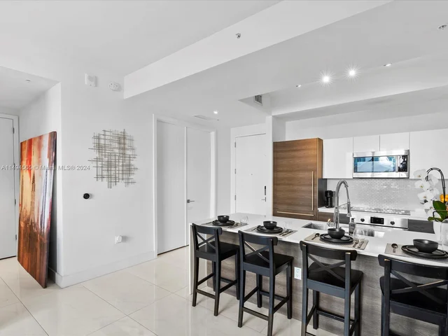 301 Altara Ave # 429, Coral Gables FL 33146