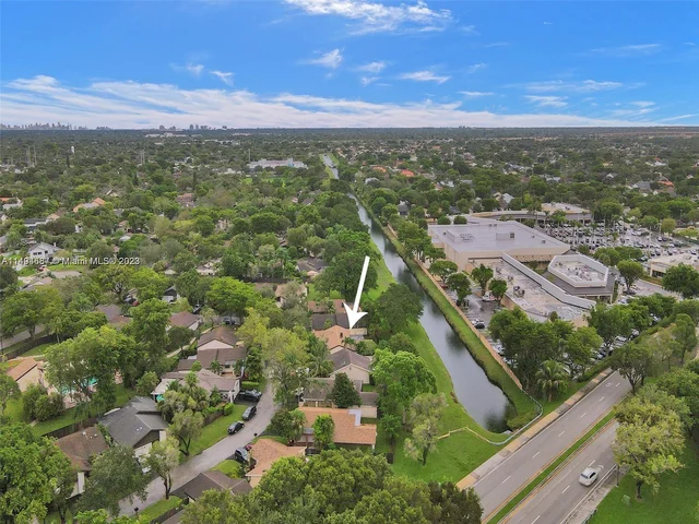 10829 SW 132nd Cir Ct # 10829, Miami FL 33186