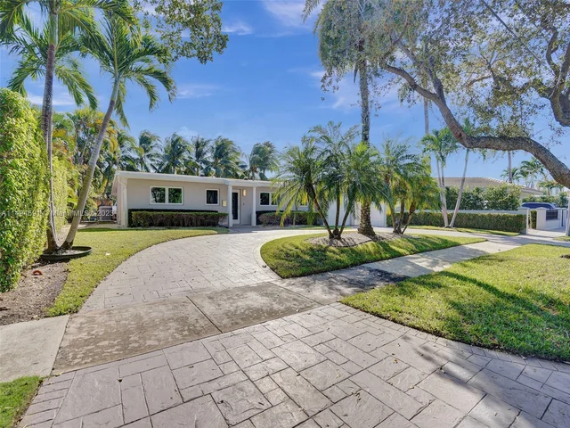 1930 S Hibiscus Dr # 0, North Miami FL 33181