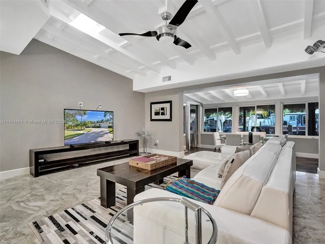 1930 S Hibiscus Dr # 0, North Miami FL 33181