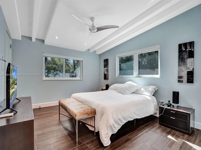 1930 S Hibiscus Dr # 0, North Miami FL 33181