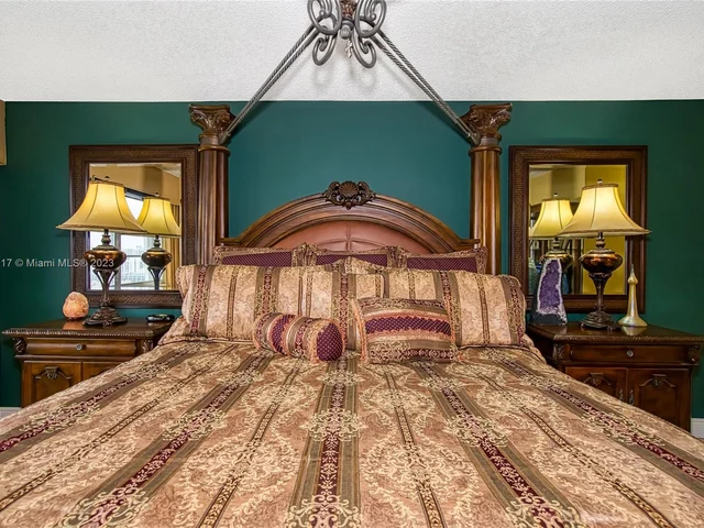 2801 NE 183rd St # 2014W, Aventura FL 33160