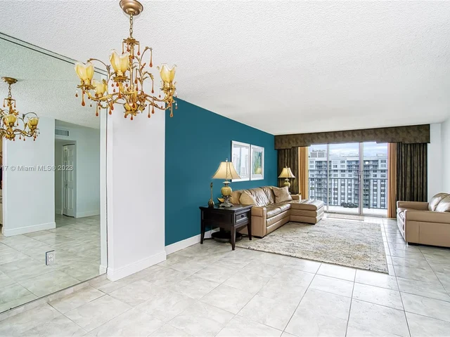 2801 NE 183rd St # 2014W, Aventura FL 33160