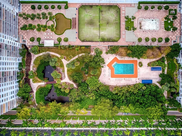 2801 NE 183rd St # 2014W, Aventura FL 33160