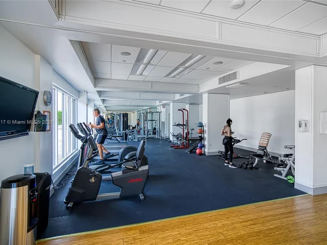 2801 NE 183rd St # 2014W, Aventura FL 33160