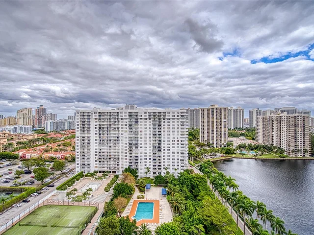 2801 NE 183rd St # 2014W, Aventura FL 33160