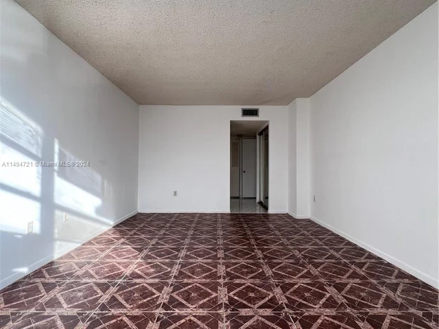 2851 NE 183rd St # 1708E, Aventura FL 33160