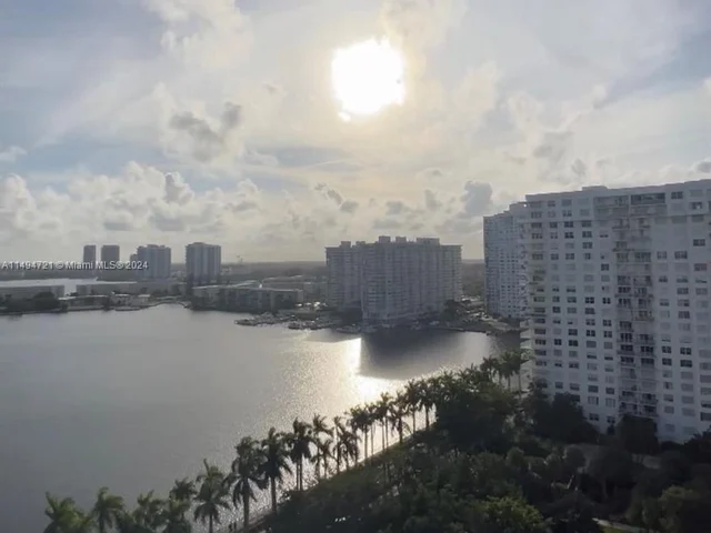 2851 NE 183rd St # 1708E, Aventura FL 33160