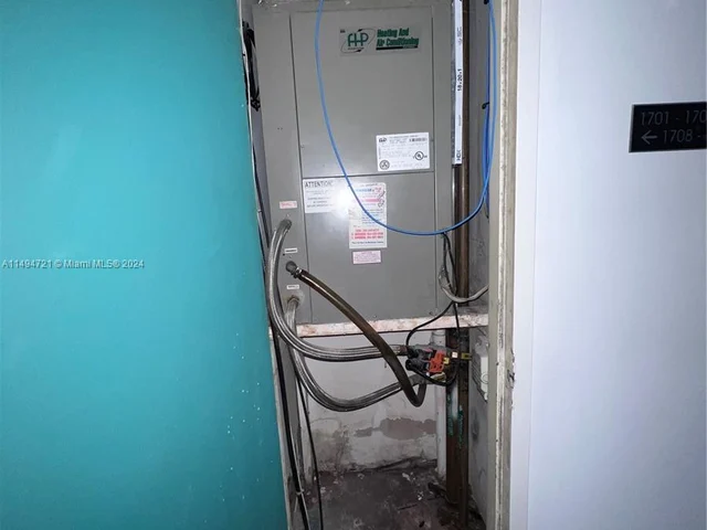 2851 NE 183rd St # 1708E, Aventura FL 33160