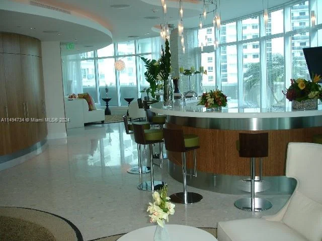 3801 Collins Ave # 1002, Miami Beach FL 33140