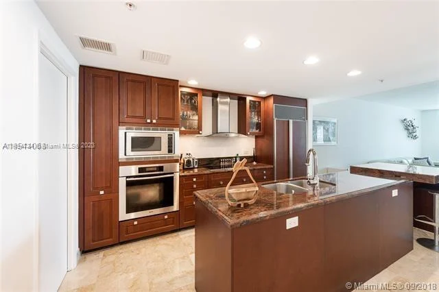 3801 Collins Ave # 1002, Miami Beach FL 33140