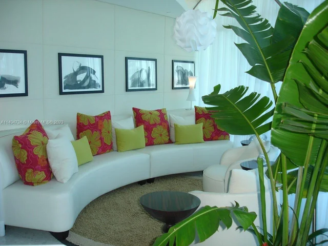 3801 Collins Ave # 1002, Miami Beach FL 33140