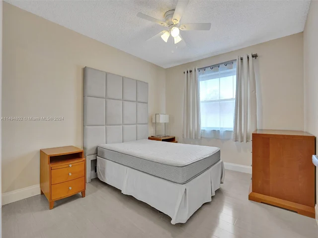 4166 SW 65th Ave # 86, Davie FL 33314