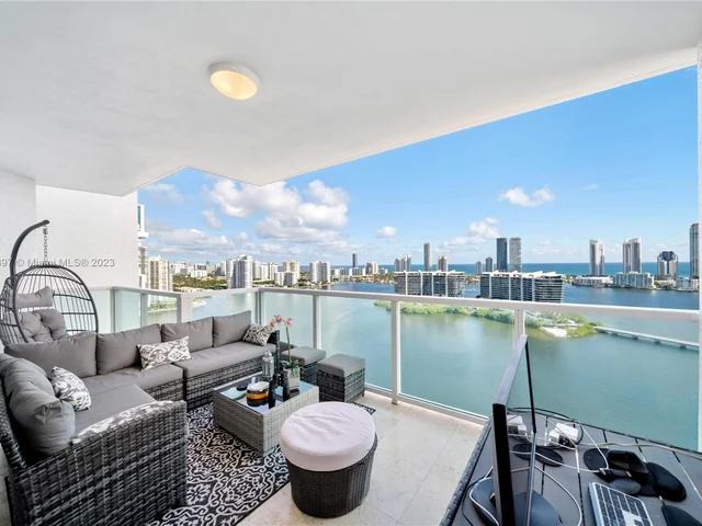 3201 NE 183rd St # 2705, Aventura FL 33160