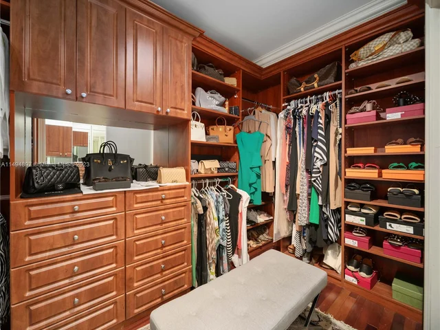 3201 NE 183rd St # 2705, Aventura FL 33160