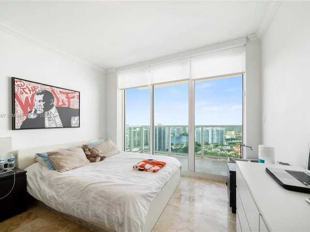 3201 NE 183rd St # 2705, Aventura FL 33160