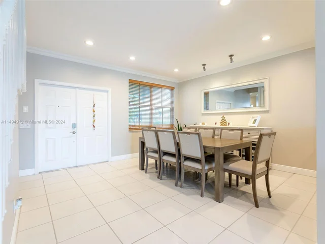 797 Vista Meadows Dr # 797, Weston FL 33327