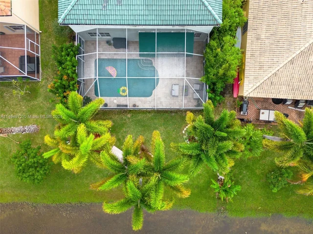 797 Vista Meadows Dr # 797, Weston FL 33327