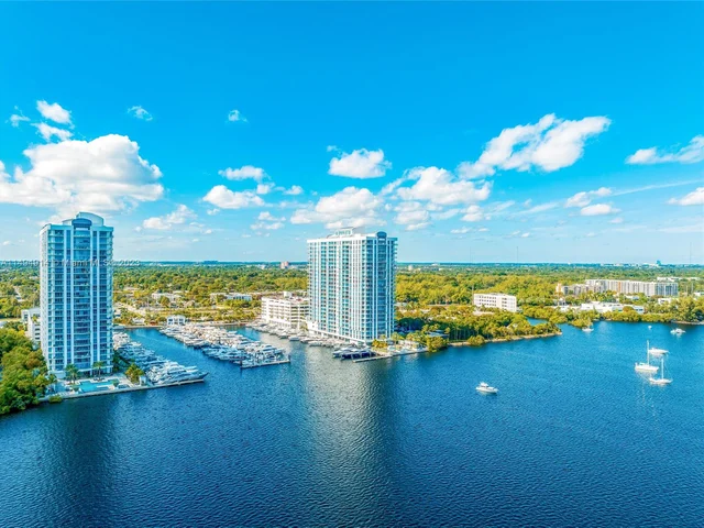 17301 Biscayne Blvd # 2106, North Miami Beach FL 33160