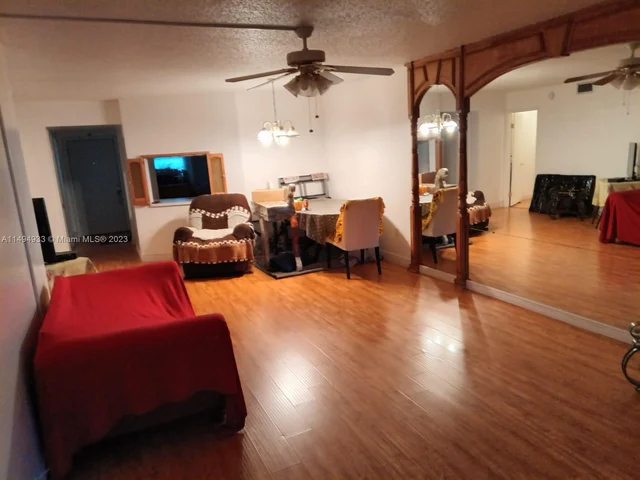1750 NE 191st St # 1, Miami FL 33179