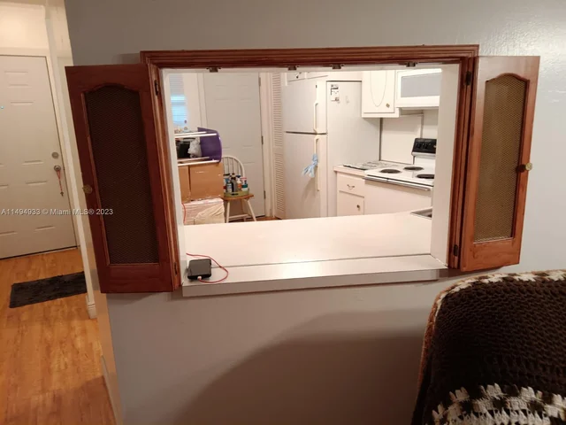 1750 NE 191st St # 1, Miami FL 33179