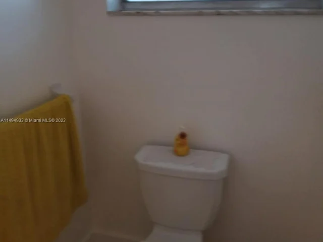 1750 NE 191st St # 1, Miami FL 33179