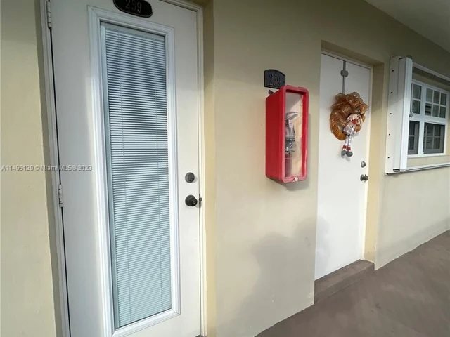 1951 NE 39th St # 259, Lighthouse Point FL 33064