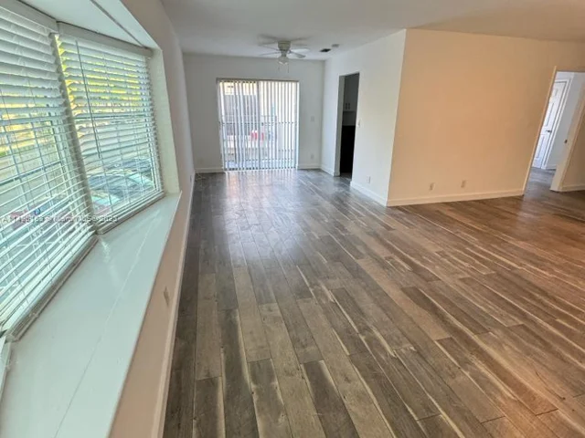 5416 NW 18 # 3M, Lauderhill FL 33313