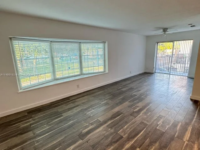 5416 NW 18 # 3M, Lauderhill FL 33313