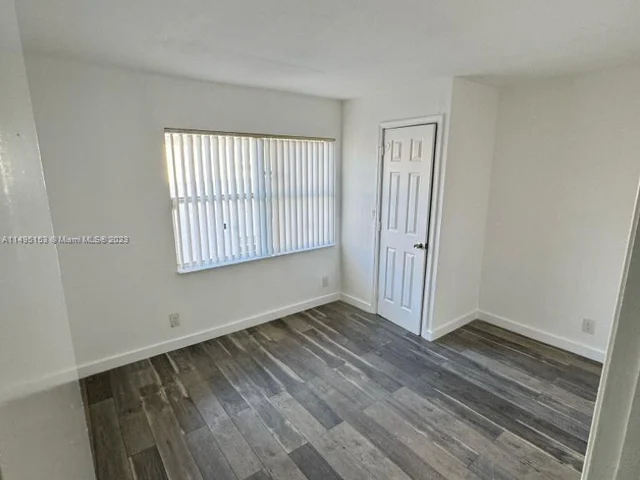 5416 NW 18 # 3M, Lauderhill FL 33313