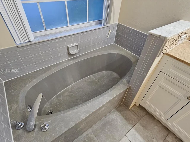 1336 NW 129th Way, Sunrise FL 33323