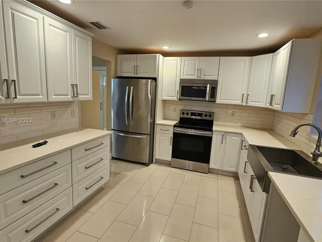 1336 NW 129th Way, Sunrise FL 33323